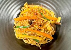 Insalata di shirataki con verdure